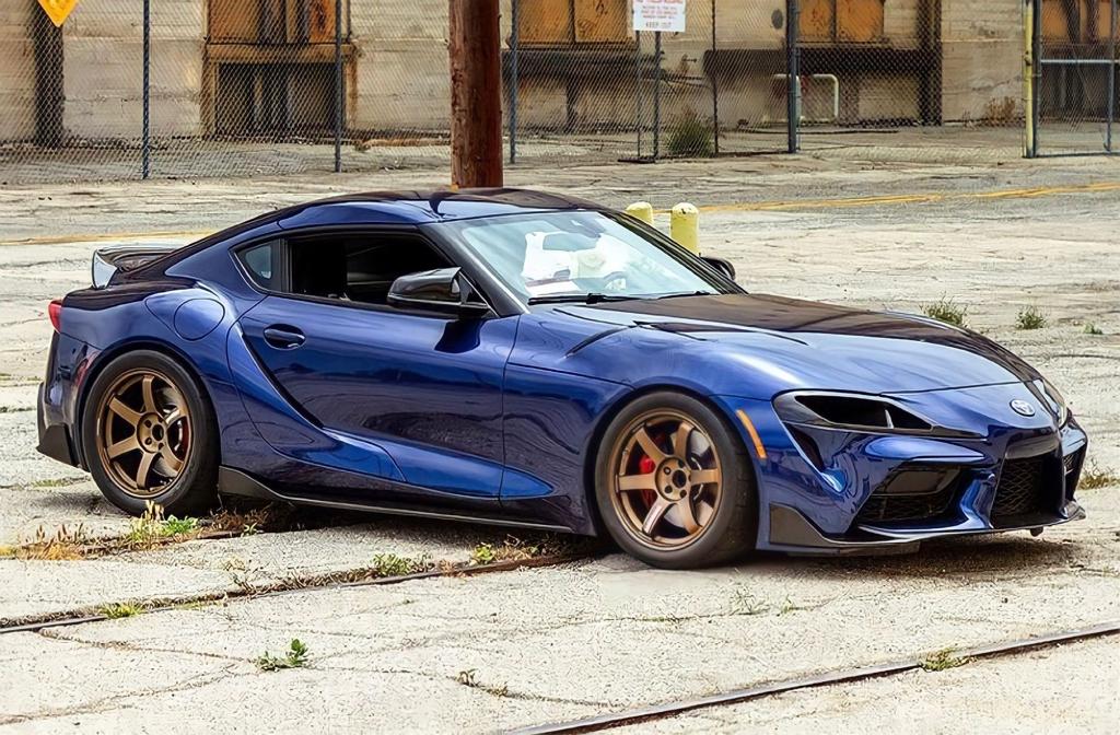 Rays TE37 Saga Dark Gunmetal Wheel 18x9.5 18x10.5 5x112 - GR Supra A90