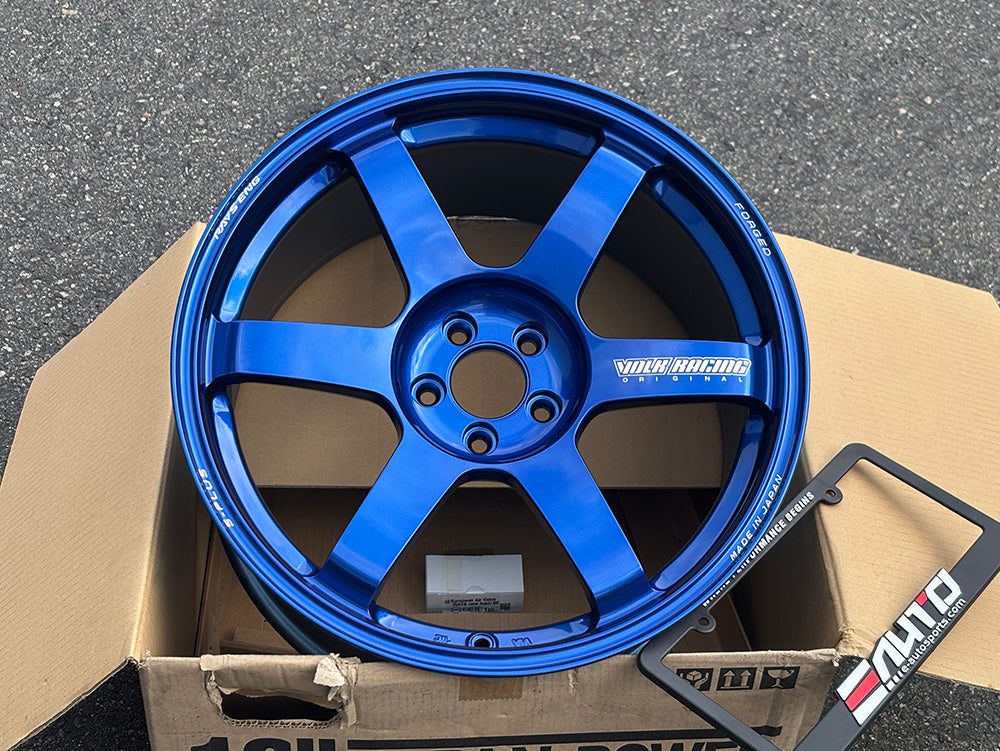 Rays TE37 Saga 18x9.5 +43 5x100 Wheel Rim Hyper Blue for Corolla Hatch tC iM xD