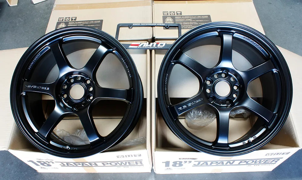 26W366 RAYS GRAM LIGHTS 57Gainer レイズ　グラムライツ　57ゲイナー KR +45 & DIREZZA ２本付 ４本セット  Rays Gram Lights 57DR Wheels - Ceramic Pearl 18x9.5 ⁄ 5x114 ⁄ +38