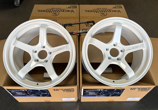 Advan GT Beyond 18x10 +40 5x120 Wheel White for Civic Type R FK8 FL5 CTR