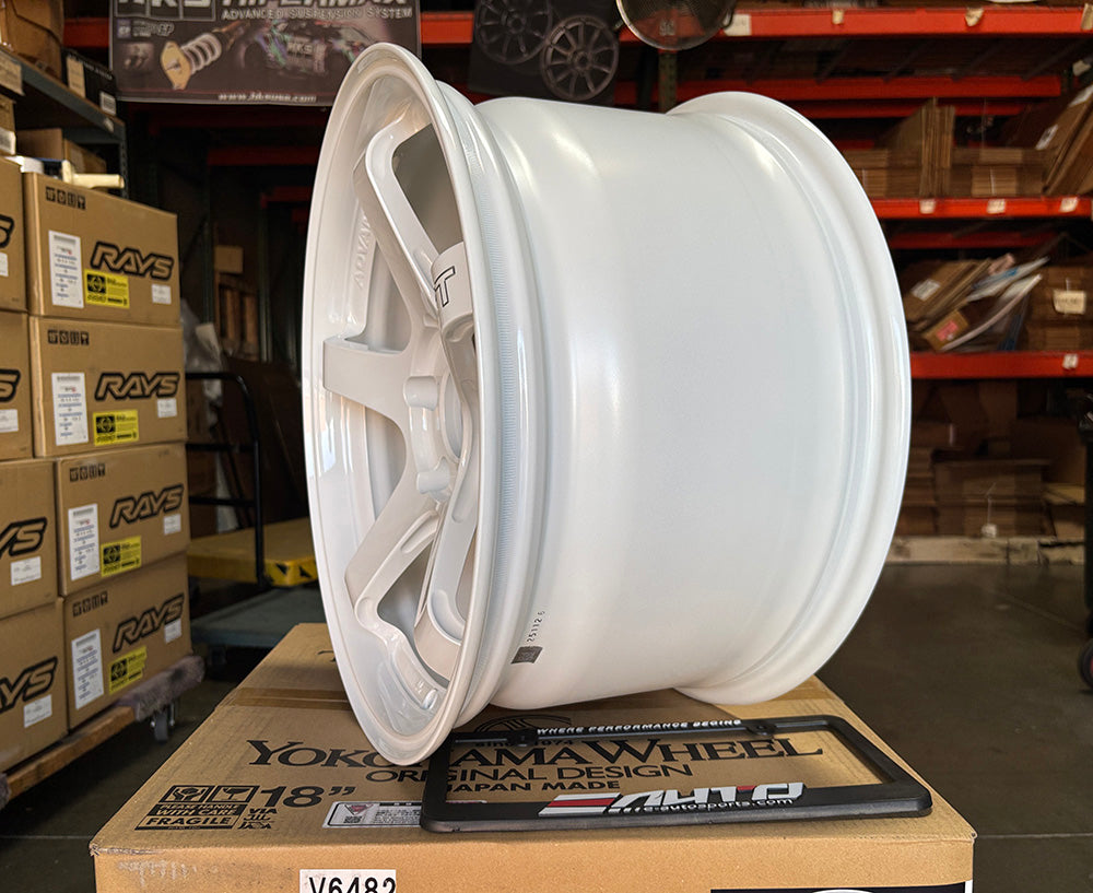 Advan GT Beyond 18x10 +40 5x120 Wheel White for Civic Type R FK8 FL5 CTR