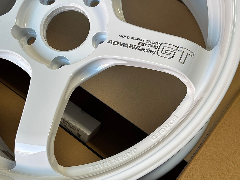 Advan GT Beyond White Wheel Rim 18" 18x9.5 +45 5x120 for Civic Type R FK8 FL5