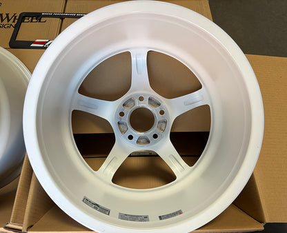 Advan GT Beyond White Wheel Rim 18" 18x9.5 +45 5x120 for Civic Type R FK8 FL5
