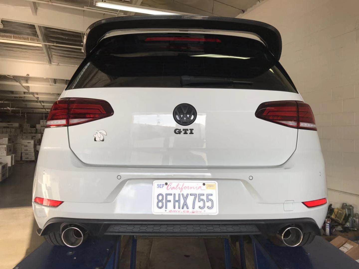INVIDIA Q300 Stainless Roll Tip Catback Exhaust for VW GTi Mk7 Mk7.5 15-20 2.0T