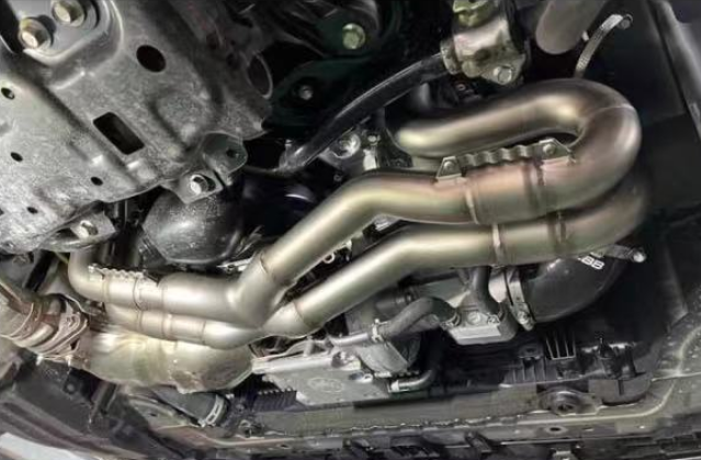 INVIDIA Unequal Length UEL Exhaust Manifold for Subaru WRX FA24 Turbo 22-26