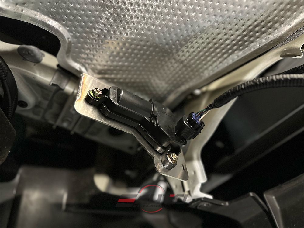 INVIDIA GEMINI R400 Titanium Burnt Roll Tip Catback Exhaust for GR Corolla 23-26