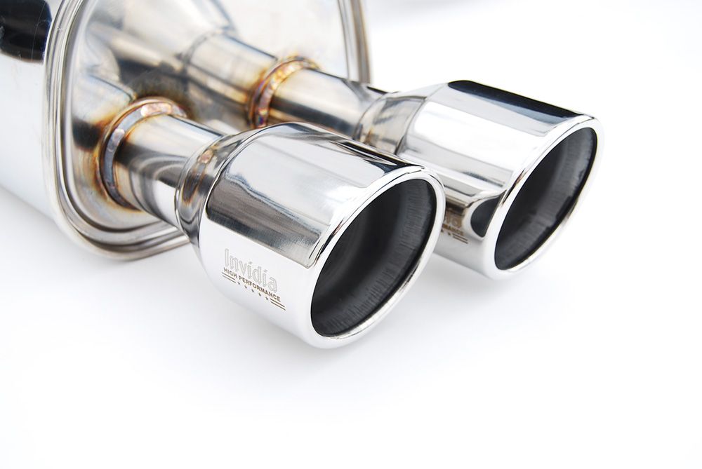INVIDIA Q300 Quad Roll Stainless Tip Catback Exhaust for Subaru WRX 22-25 VB