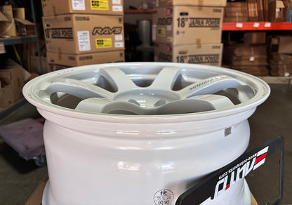Rays Volk TE37 Saga S-plus Dash White Wheel 18x9.5 +22 5x114.3, Set 4 Rim