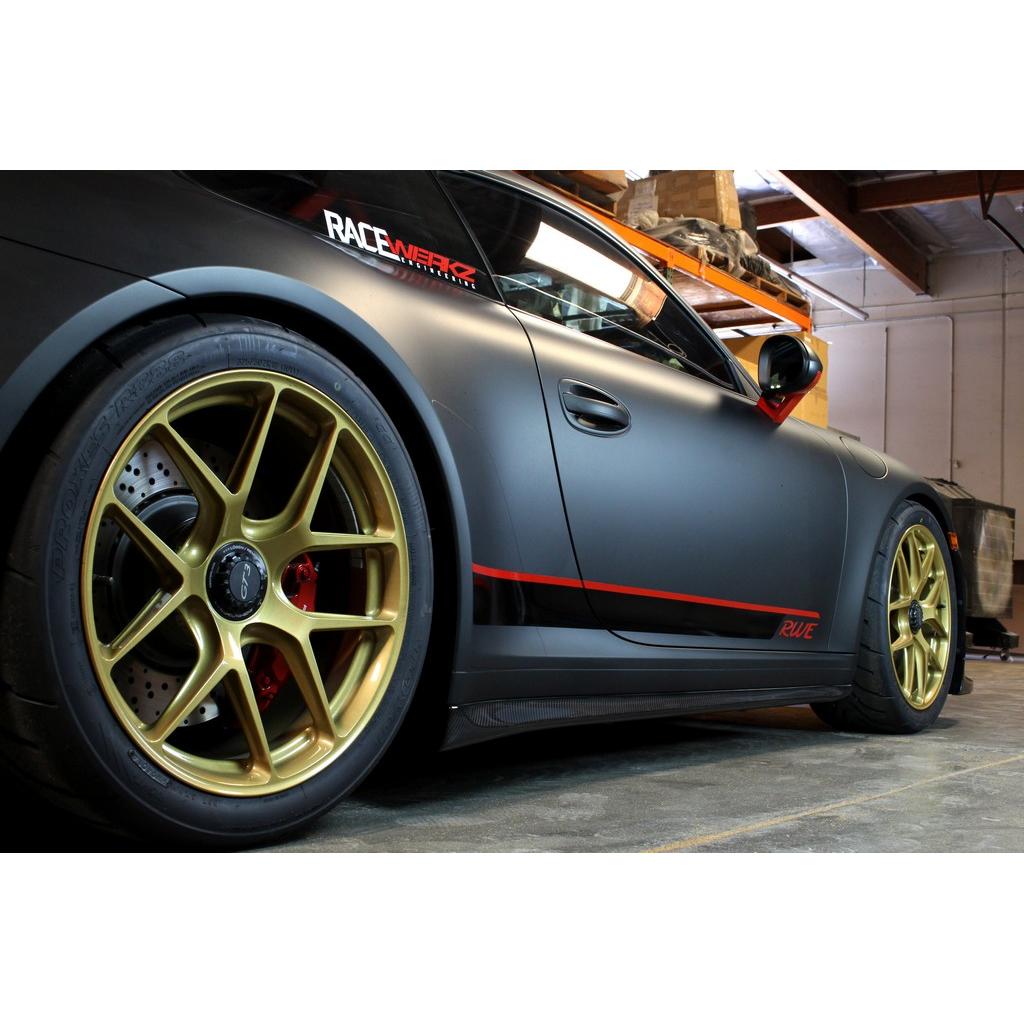 APR Performance  Porsche 991 GT3 Side Rocker Extensions/ Side Skirt 2013-19