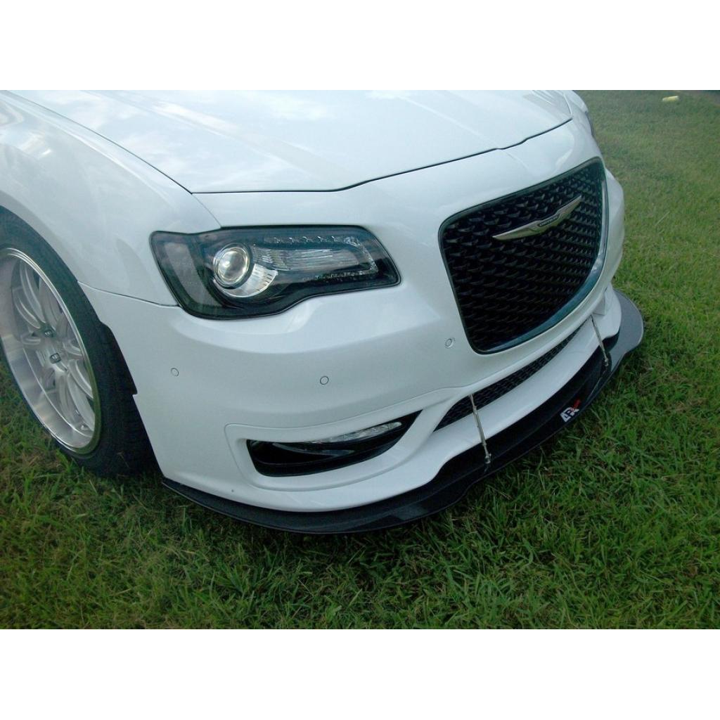 APR Performance  Chrysler 300C S/SRT8 Front Wind Splitter 2017-2023