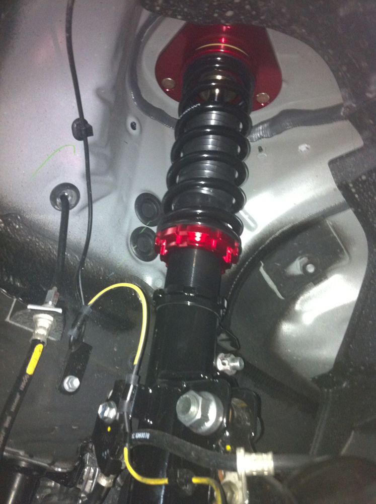 MEGAN Street Coilover Damper Suspension for Toyota Prius V 12-15 *32way* 4/3.8kg